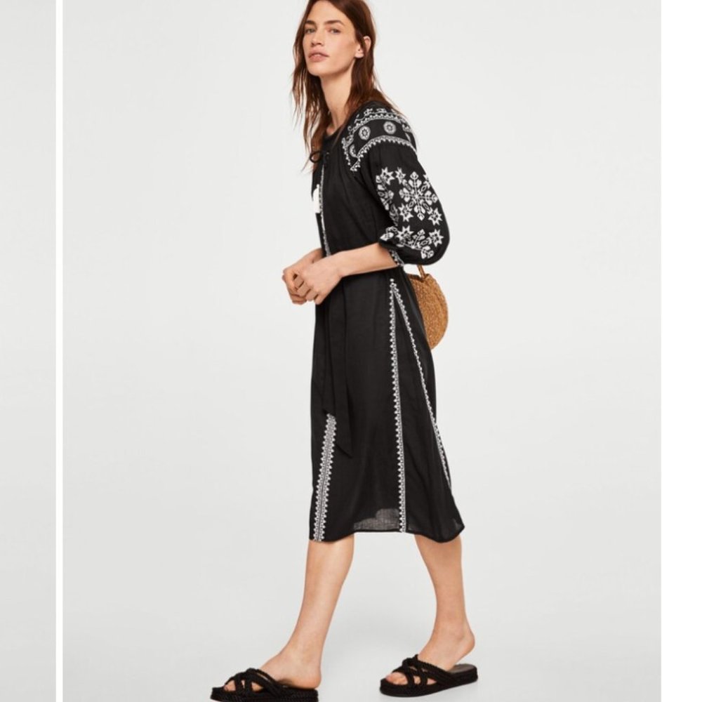 NWT- MANGO - Vent cotton dress - Size 4